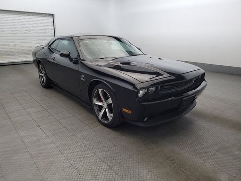 Used 2014 Dodge Challenger R/T RWD image 13