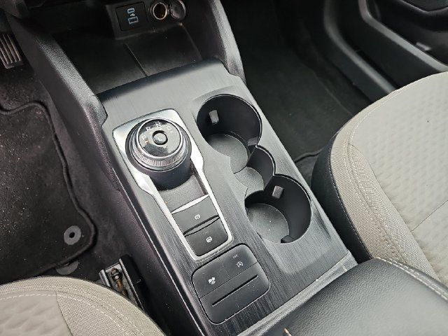Used 2022 Ford Escape SE w/ Convenience Package FWD image 28