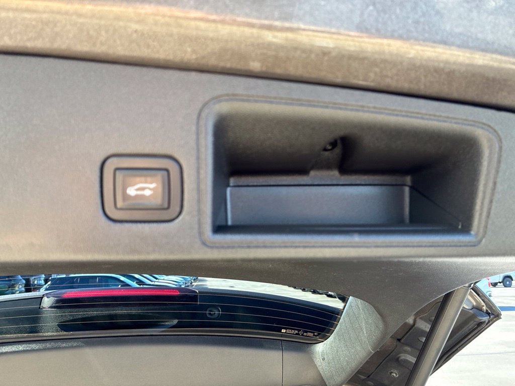 Used 2019 GMC Terrain SLE w/ Driver Convenience Package AWD/4WD image 32