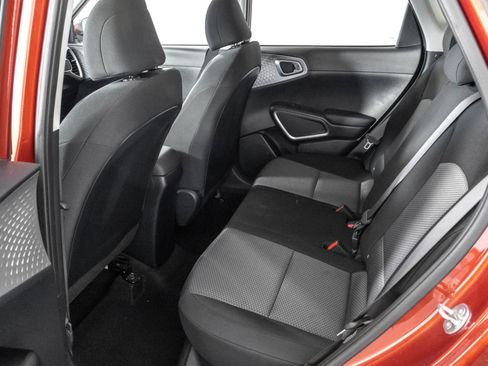 Used 2024 Kia Soul LX FWD image 33