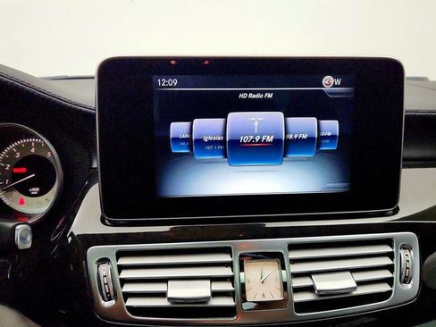Used 2016 Mercedes-Benz CLS 400 image 18