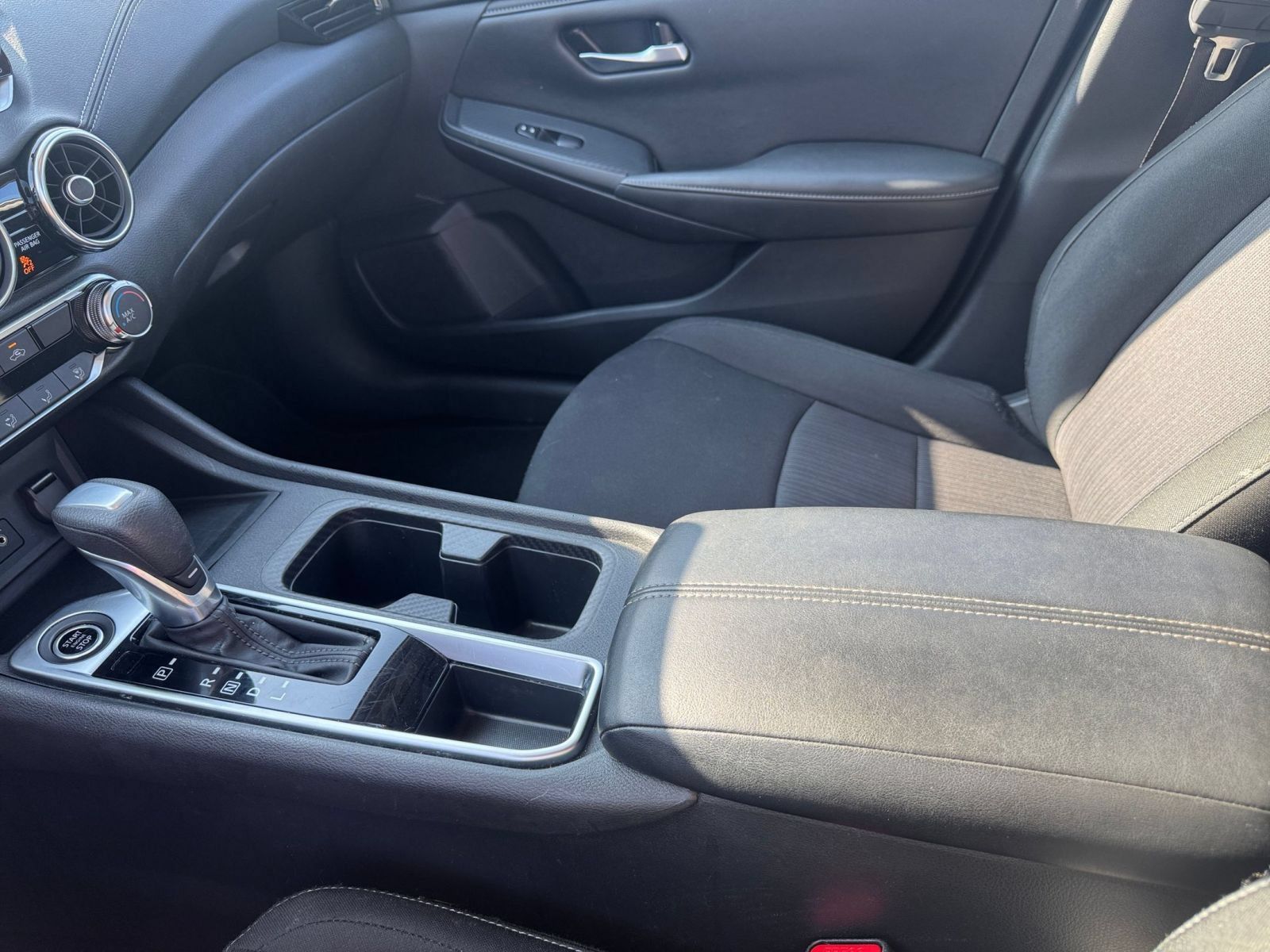 Used 2025 Nissan Sentra SV FWD image 38