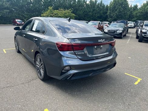 Used 2022 Kia Forte GT-Line w/ GT-Line Technology Package FWD image 5