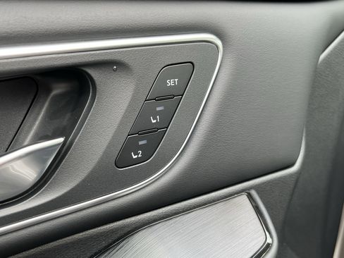 New 2026 Nissan Rogue Platinum image 19