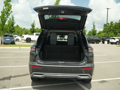 Used 2025 Mitsubishi Outlander SE FWD image 17