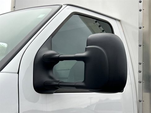 Used 2024 Ford E-450 and Econoline 450 Super Duty w/ Driver's Safety Package image 12