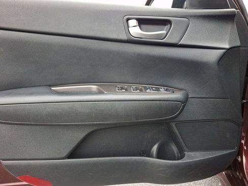 Used 2020 Kia Optima LX image 14