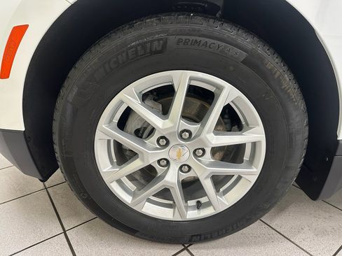 Certified 2024 Chevrolet Equinox LT w/ LPO, Floor Liner Package image 16