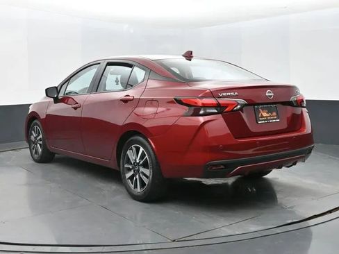 Used 2024 Nissan Versa SV image 9