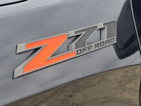 Used 2019 Chevrolet Silverado 1500 RST w/ All-Star Edition image 17