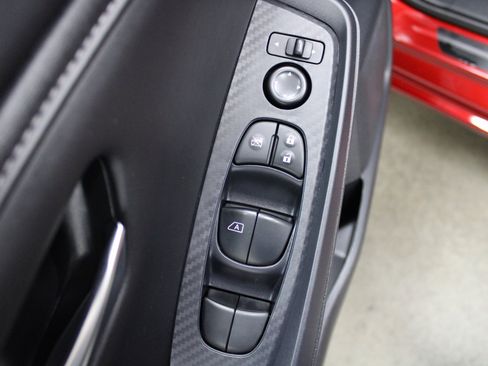 Used 2025 Nissan Sentra SV image 36