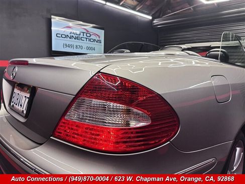 Used 2007 Mercedes-Benz CLK 350 Cabriolet image 32