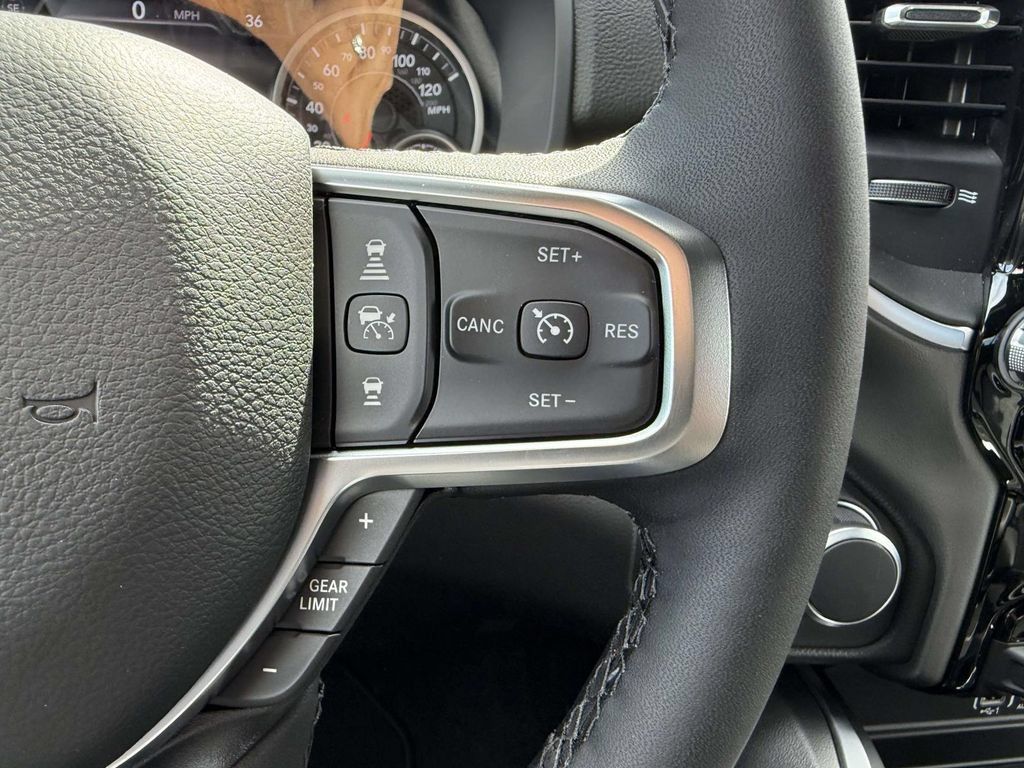 New 2027 RAM 1500 4x4 Crew Cab image 22