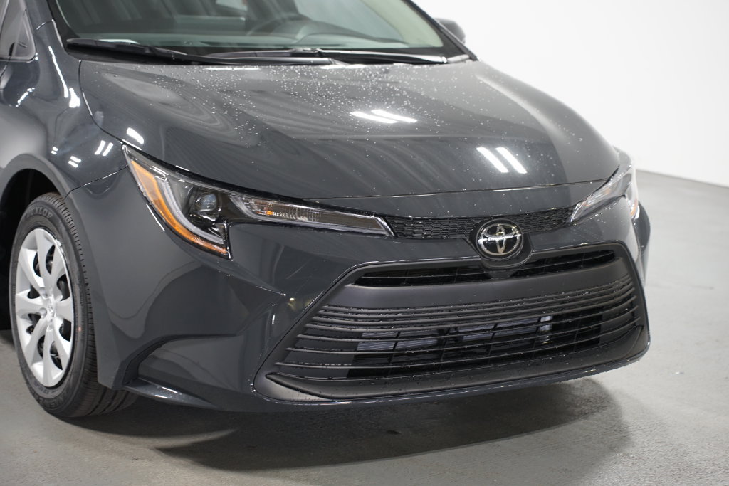 New 2027 Toyota Corolla LE FWD image 4