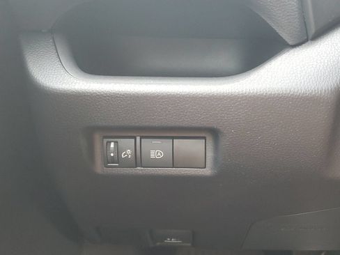 Certified 2024 Toyota RAV4 LE AWD/4WD image 27