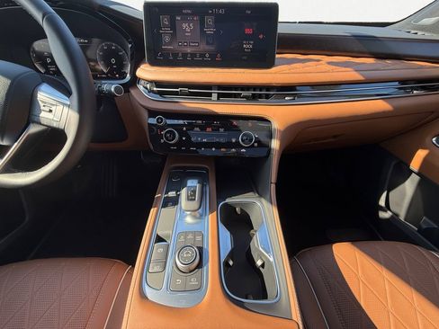 Certified 2025 INFINITI QX60 Autograph w/ Cargo Package image 8