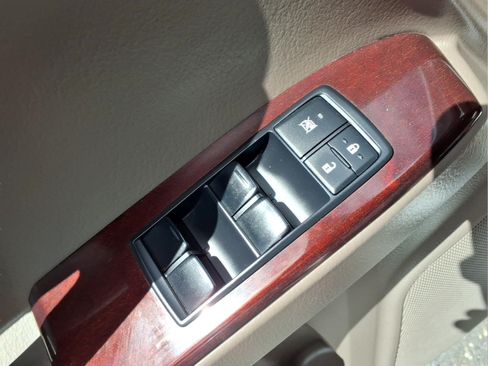 Used 2015 Lexus GX 460 Luxury AWD/4WD image 18