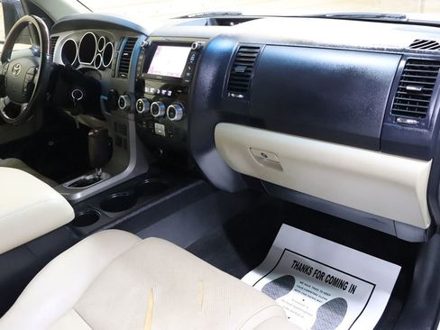 Used 2013 Toyota Sequoia Platinum RWD image 73
