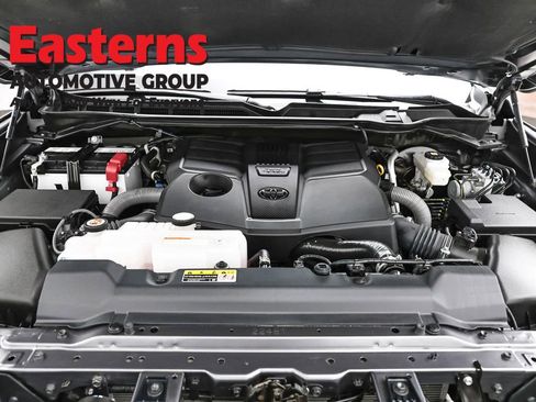 Used 2024 Toyota Tundra Platinum image 7