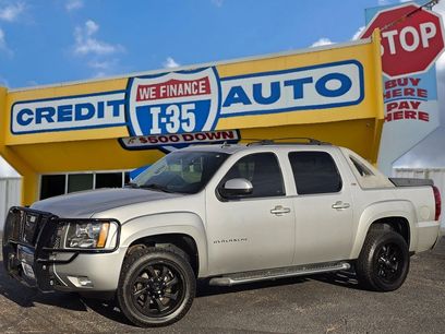 Used 2011 Chevrolet Avalanche LT