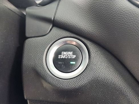 Used 2023 Chevrolet Equinox LT AWD/4WD image 24