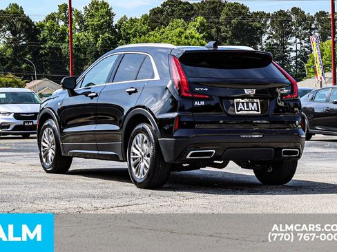 Used 2025 Cadillac XT4 Premium Luxury FWD image 7