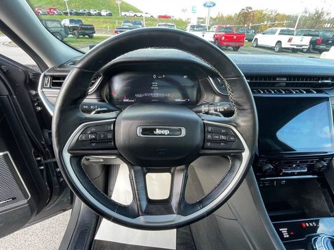 Certified 2022 Jeep Grand Cherokee L Limited image 35