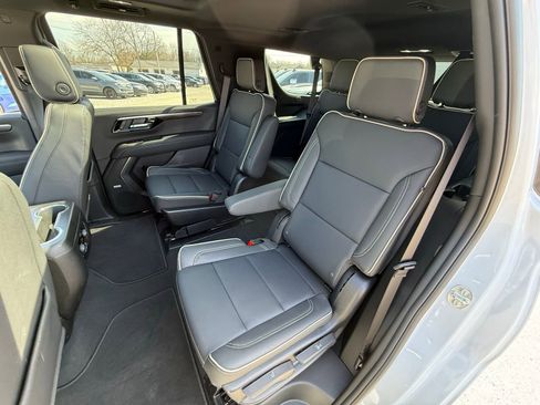 New 2026 Chevrolet Tahoe Premier w/ Sun And Tow Package AWD/4WD image 25