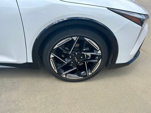 Used 2025 Kia K4 GT-Line w/ GT-Line Premium Package FWD image 15