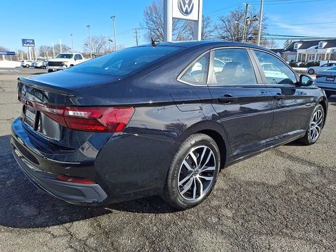 New 2026 Volkswagen Jetta SE image 4