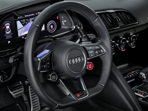 Used 2020 Audi R8 V10 image 27