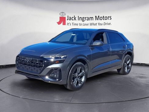 New 2026 Audi Q8 Premium image 1