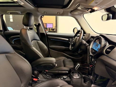 Certified 2023 MINI Cooper S image 30