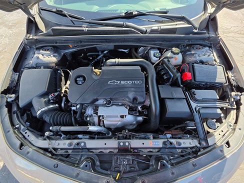 Used 2017 Chevrolet Malibu LT w/ Driver Confidence Package image 11