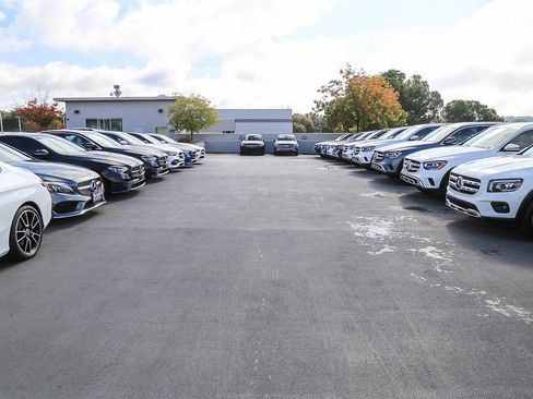 New 2026 Mercedes-Benz C 300 Sedan image 39