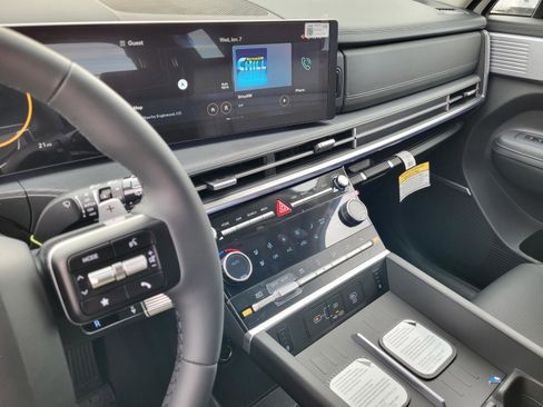 New 2026 Hyundai Santa Fe Limited AWD/4WD image 16