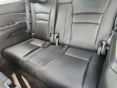 Used 2017 Honda Pilot Touring image 33