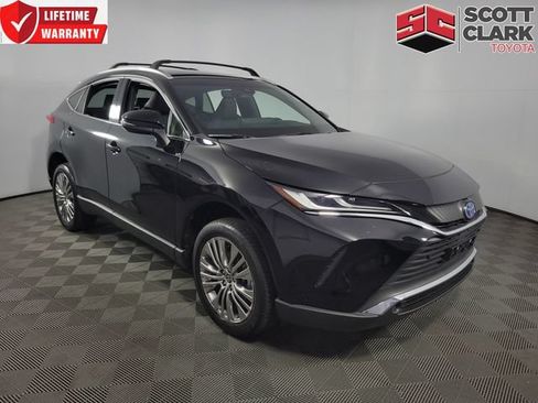 Used 2022 Toyota Venza XLE AWD/4WD image 1
