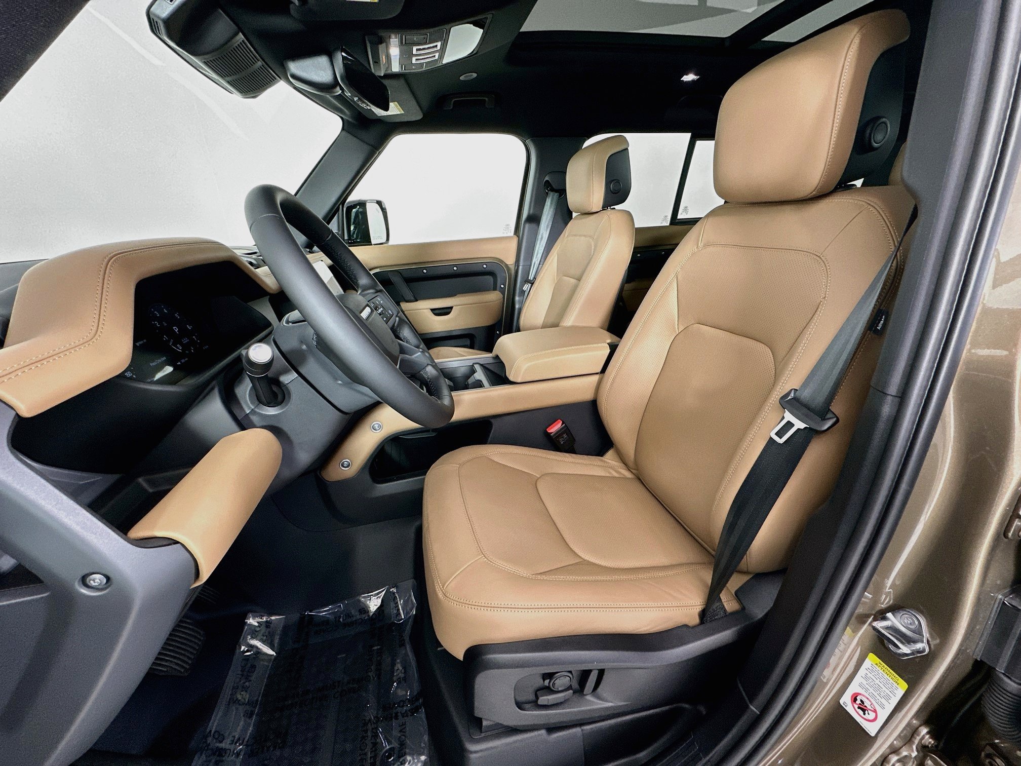 New 2026 Land Rover Defender 110 X-Dynamic SE AWD/4WD image 19