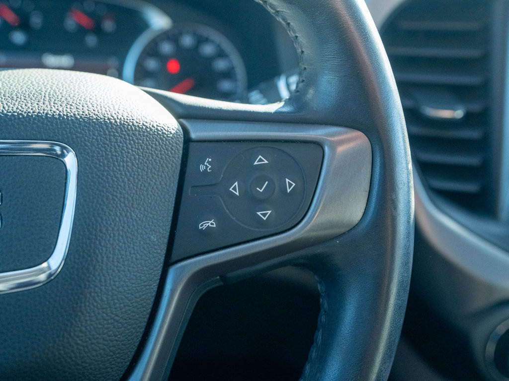Used 2021 GMC Acadia AT4 w/ Trailering Package AWD/4WD image 30