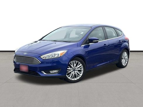 Used 2015 Ford Focus Titanium FWD image 1