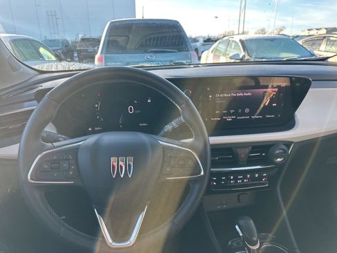 Used 2024 Buick Encore GX Avenir w/ Avenir Convenience Package AWD/4WD image 36