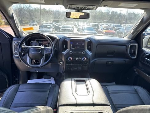 Used 2022 GMC Sierra 1500 Denali image 12