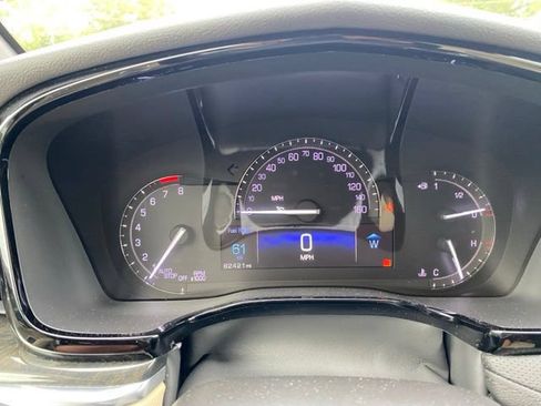 Used 2019 Cadillac XT5 FWD image 21