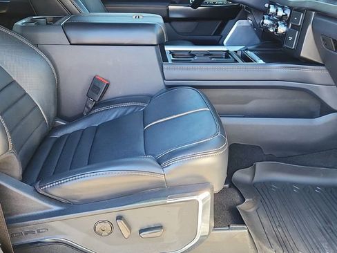 Certified 2024 Ford F350 Platinum image 12