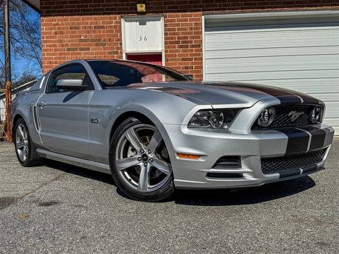 Used 2013 Ford Mustang GT Premium w/ GT Coupe Accessory Pkg 5 image 26