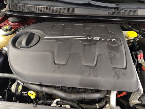 Used 2015 Chrysler 200 C w/ Navigation & Sound Group I image 30