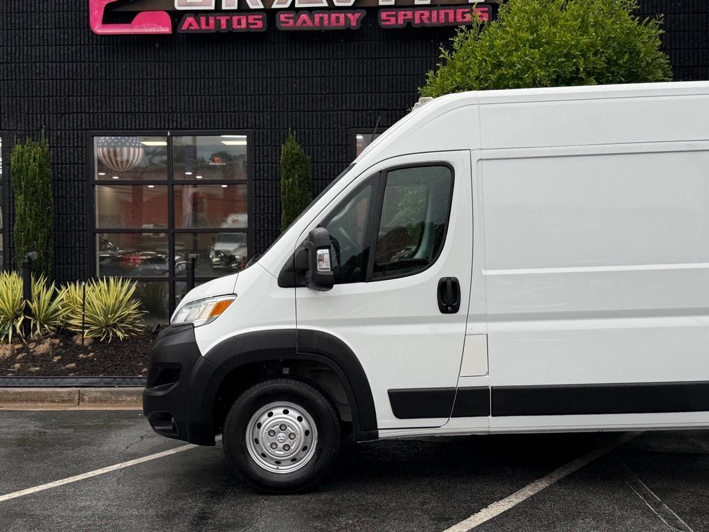 Used 2023 RAM ProMaster 2500 FWD image 10