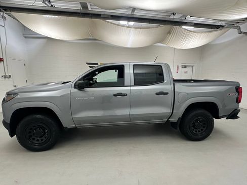 Used 2026 Chevrolet Colorado W/T w/ Advanced Trailering Package AWD/4WD image 4