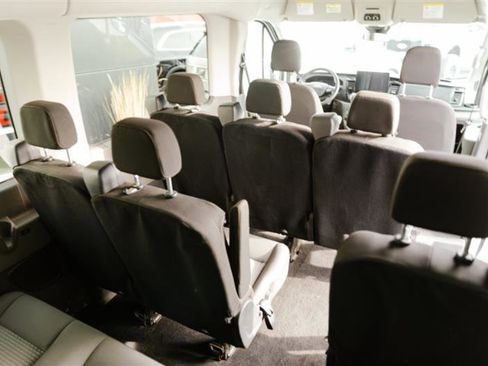 Used 2024 Ford Transit 350 XLT image 38